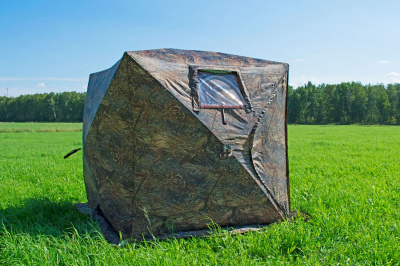 Зимняя палатка Берег Куб 1.80 Двухслойный ( нового образца ) (180х180/190 см)