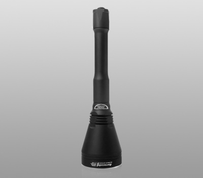 Поисковый фонарь Armytek Barracuda Pro (тёплый свет)