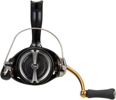 Катушка Daiwa 23 Legalis LT 2000S-XH