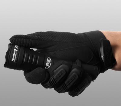 Тактический фонарь Armytek Predator (зелёный свет)