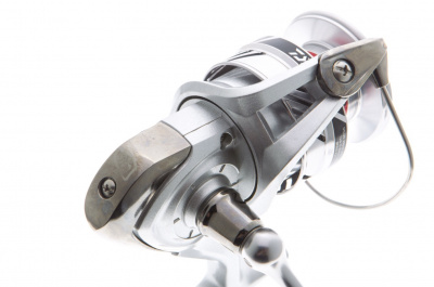 Катушка Daiwa Crossfire 20 LT 2500